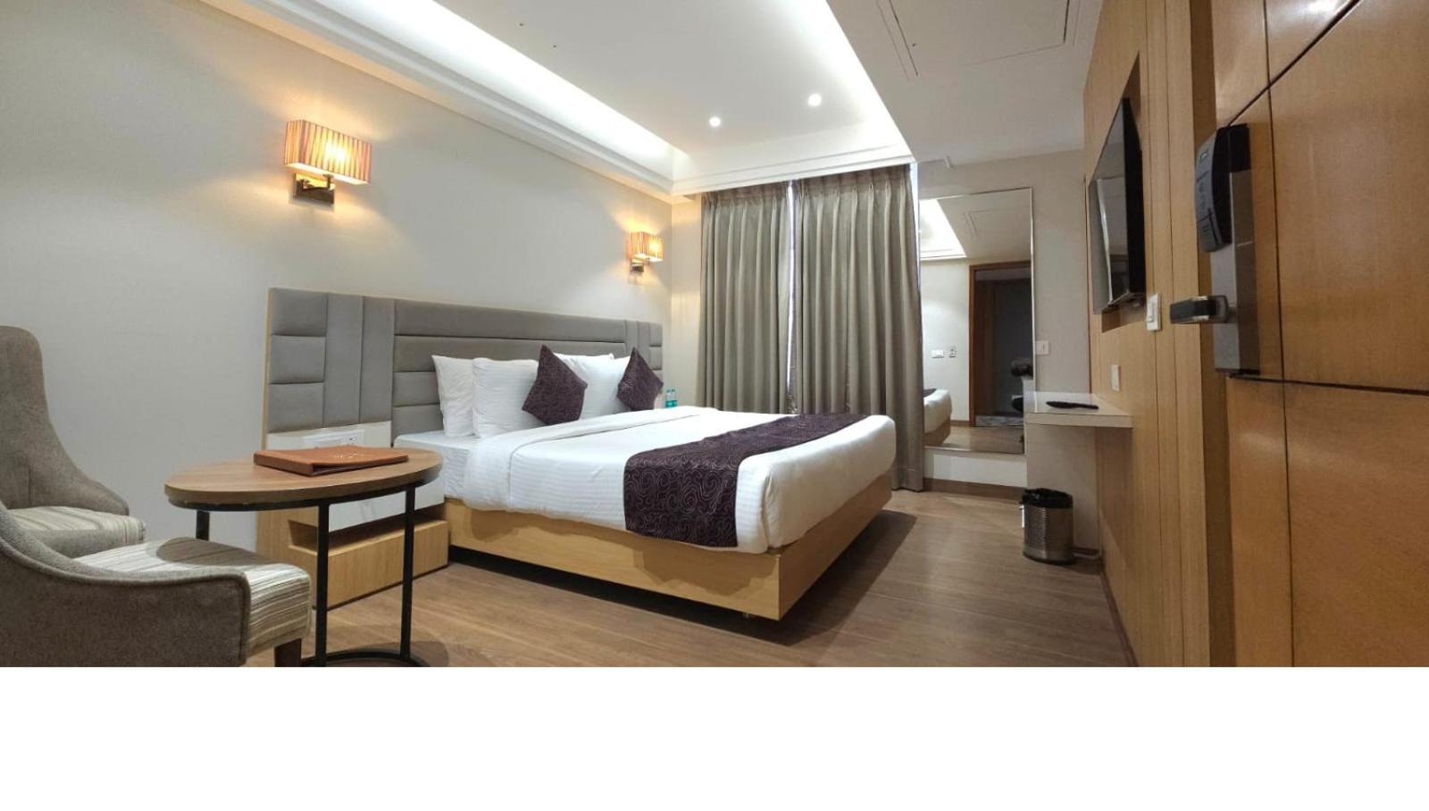 Hotel Alwar Royals Exterior photo